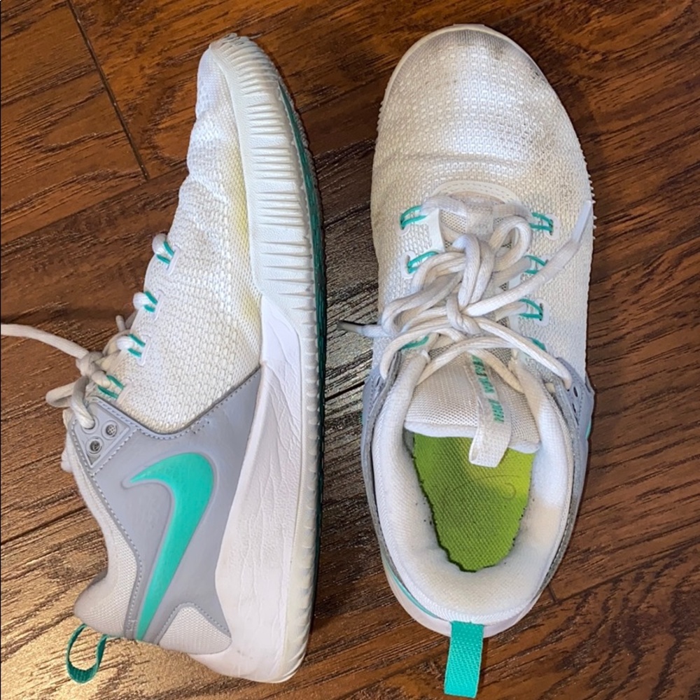 Nike volleyball shoes